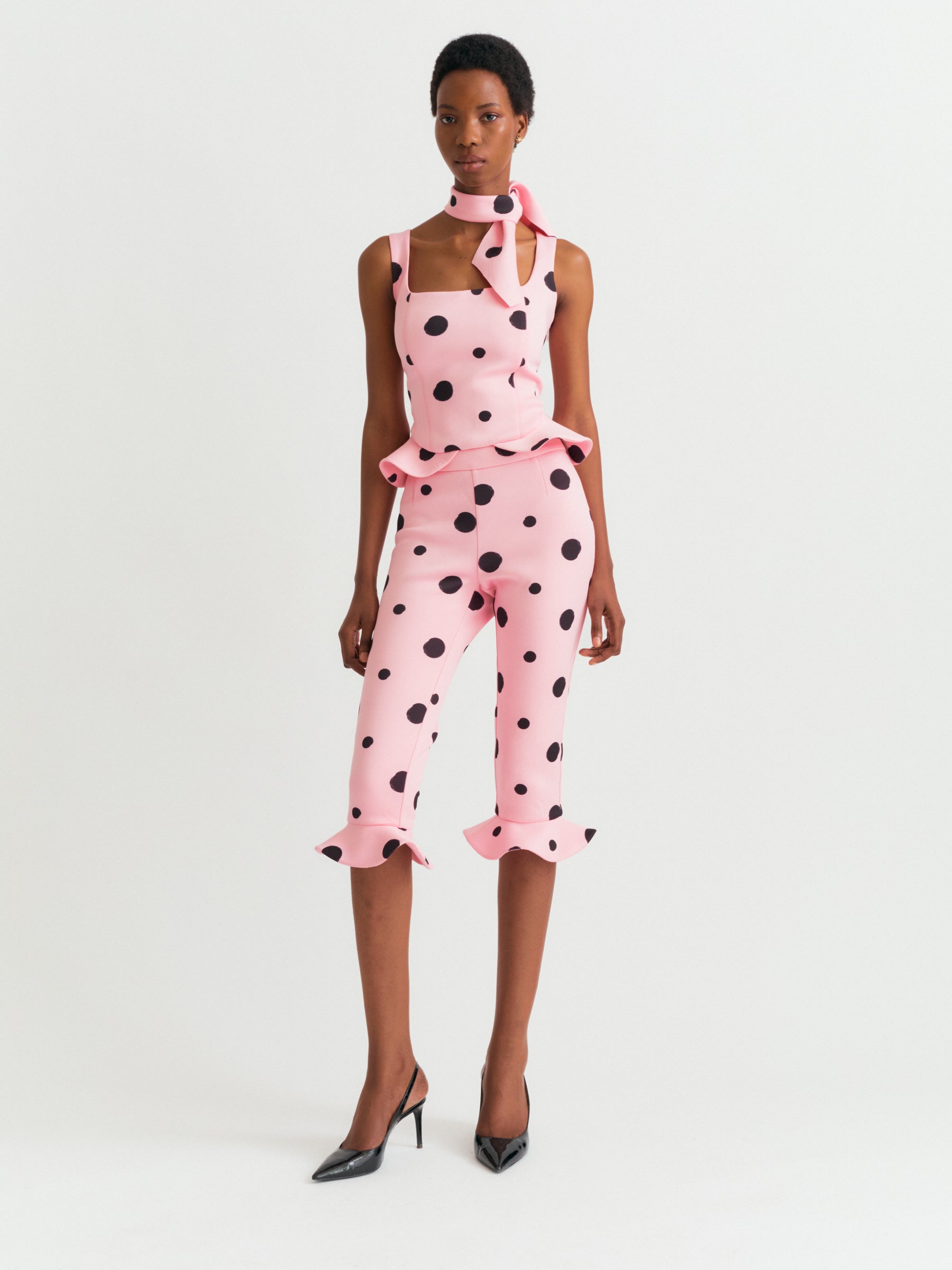 Polka Dot Capri Trousers in Pink